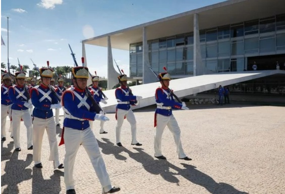 Soldado da Guarda Presidencial é preso em flagrante ao assaltar loja