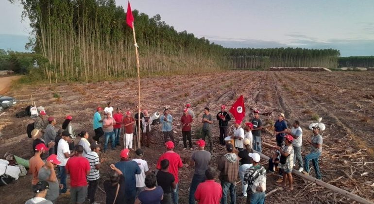 Invasões do MST avançam no Brasil; Lula mantém silêncio e acentua desgaste com o agro