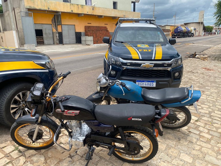 PRF recupera três motocicletas e um veículo roubado nas últimas 24h no RN