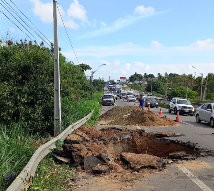 Dnit espera liberar trecho da BR-101 na segunda-feira