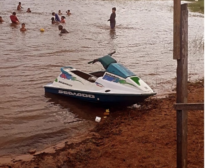 Homem embriagado é detido por pilotar jetski de maneira perigosa e ameaçar bombeiros na Grande Natal