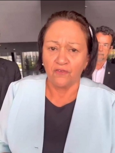[VÍDEO] Familiar de detento chama Fátima de 'covarde': "Foi com nosso voto que ela foi eleita"