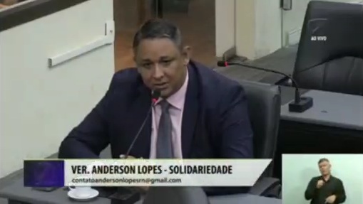 Vereador Anderson Lopes: "Fátima precisa ser afastada e as Forças Armadas têm que entrar em ação"