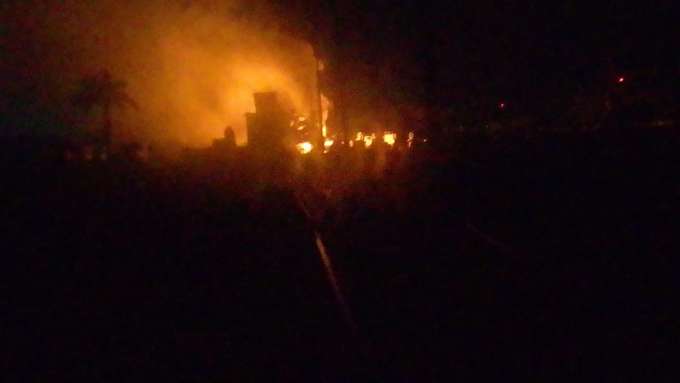Bandidos incendeiam ônibus em parque eólico em São Miguel do Gostoso