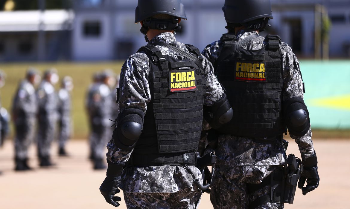 Aviões da Polícia Federal são enviados de Brasília com armamentos e 90 homens da Força Nacional para o RN