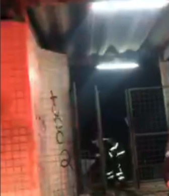 VÍDEO: Bandidos colocam fogo na estação de trem do Igapó