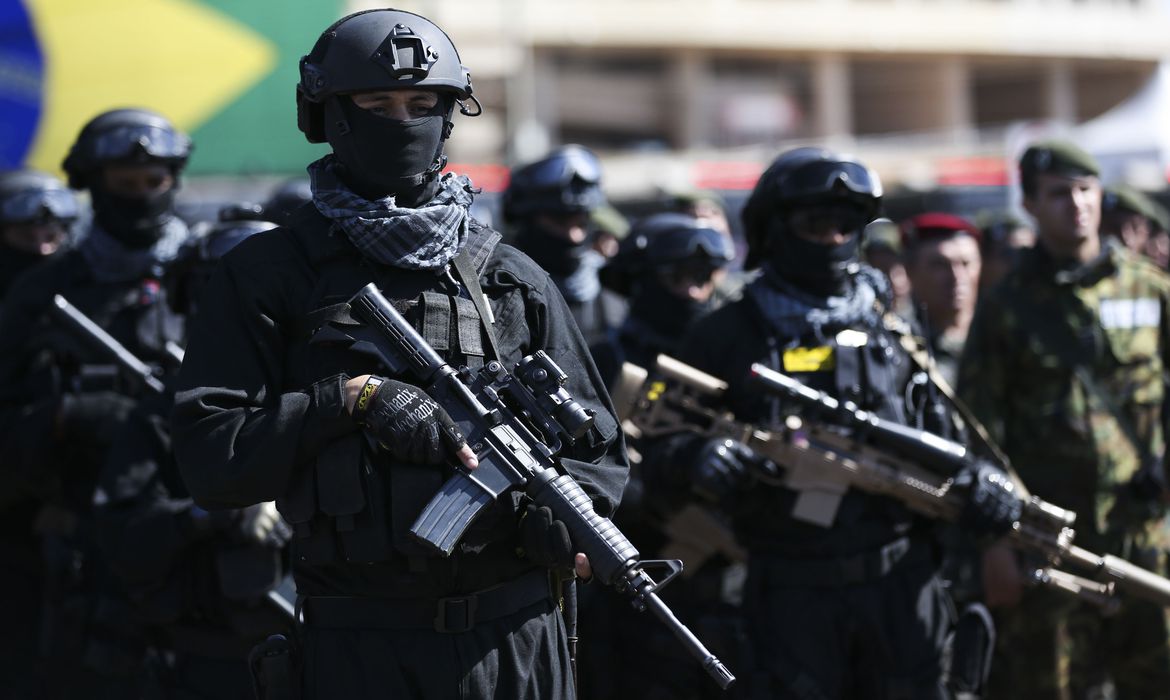CNN Brasil: Governo federal avalia convocar Forças Armadas para o RN