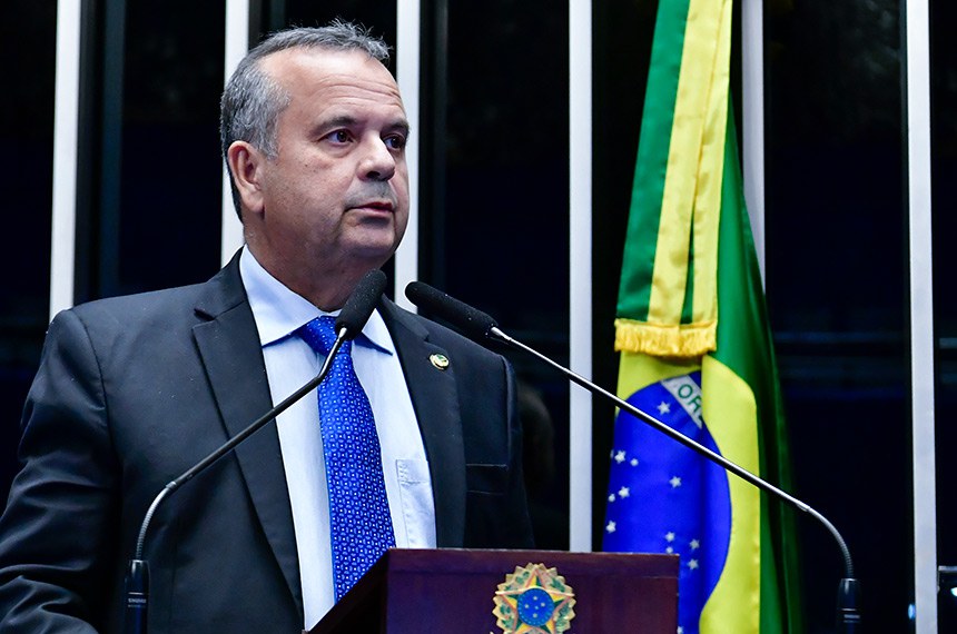 Rogério Marinho critica a inércia do governo estadual nos ataques criminosos no RN