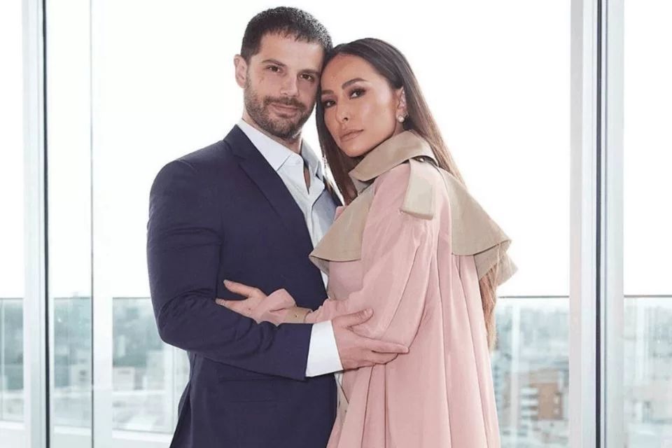 Sabrina Sato anuncia fim de casamento