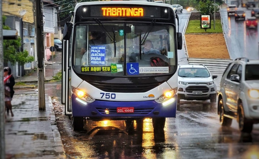 50 linhas de transportes intermunicipais vão circular nesta quarta na Grande Natal; confira