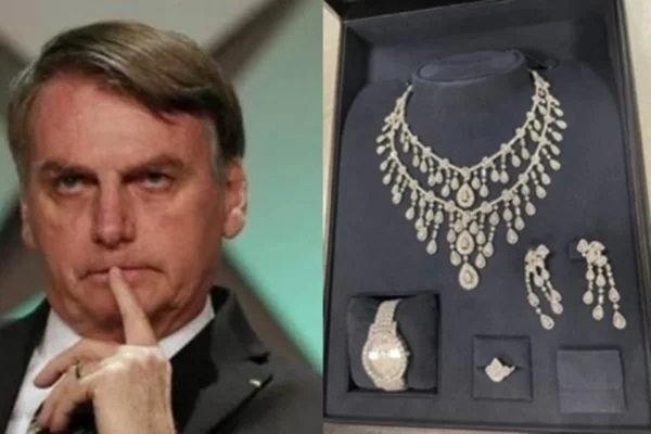 Com volta marcada para dia 30, Bolsonaro diz que devolverá armas e joias