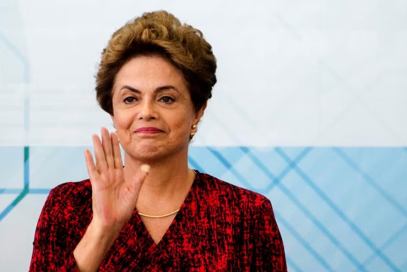 Dilma é eleita presidente do banco dos Brics