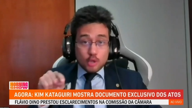 Deputado mostra documento em que Flávio Dino foi avisado previamente dos atos de 8 de janeiro