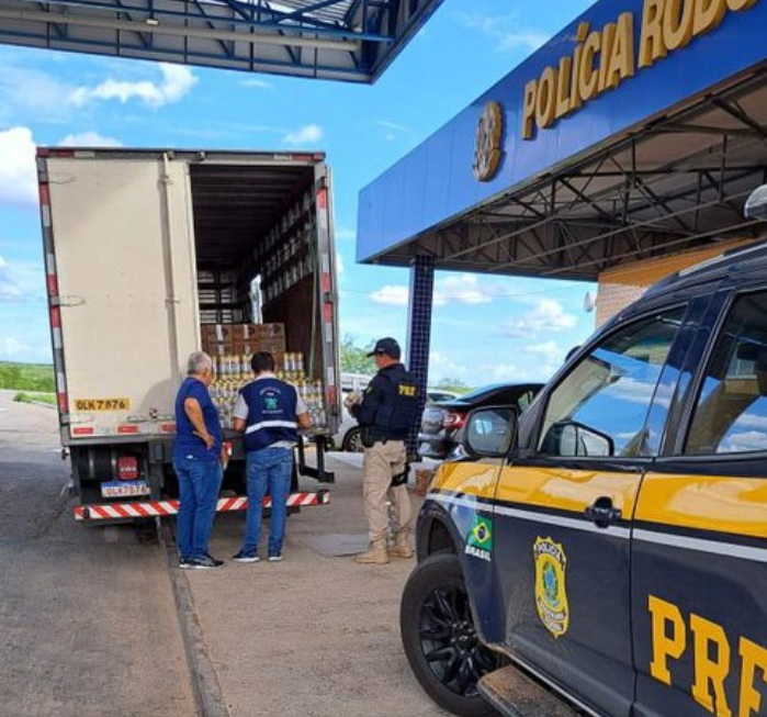 PRF apreende dois caminhões de bebida sem nota fiscal em menos de 24 horas no RN