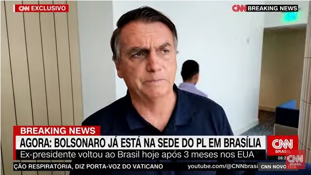 AO VIVO: Acompanhe imagens do retorno de Bolsonaro ao Brasil