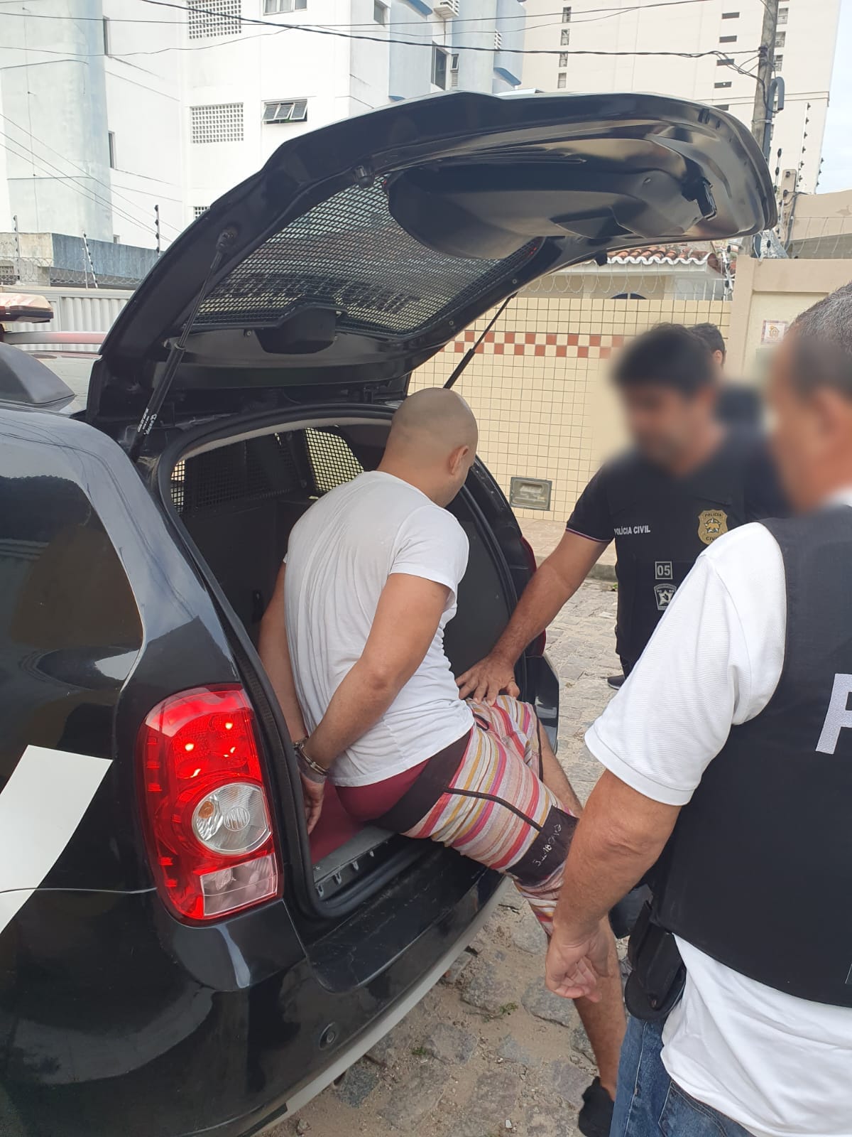 Homem é preso em flagrante em Natal por perseguir mulher e descumprir medida protetiva