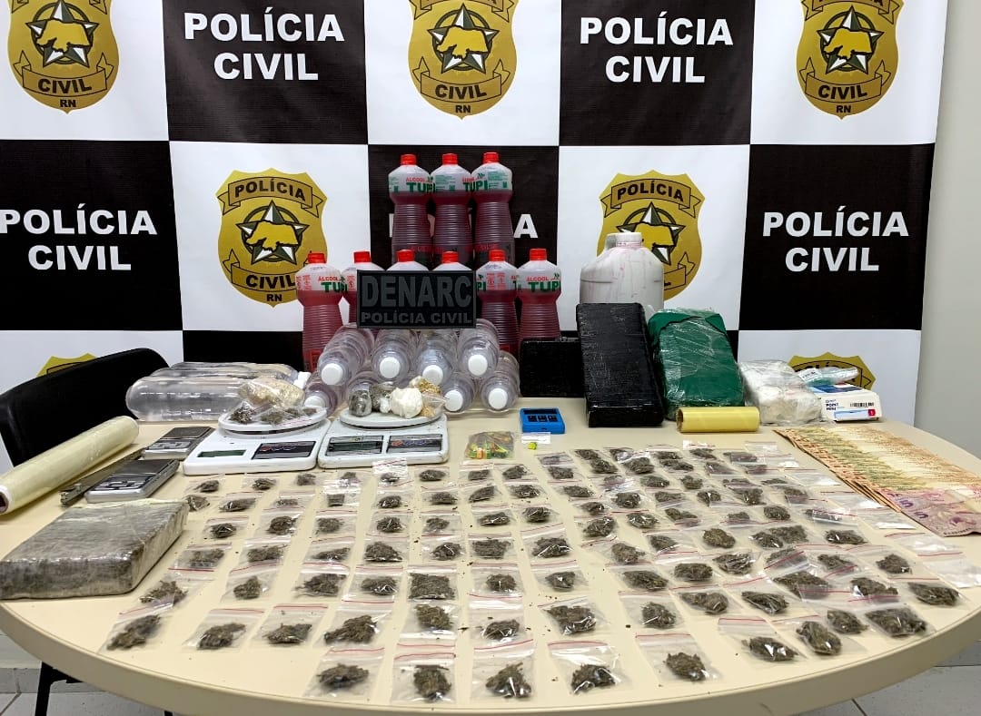 Polícia Civil prende suspeito por tráfico de drogas e faz apreensões em Natal
