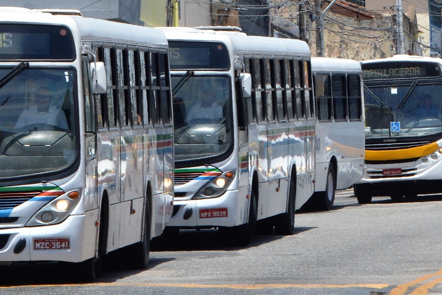 Empresas de ônibus se recusam a retomar itinerário em cinco linhas de Natal