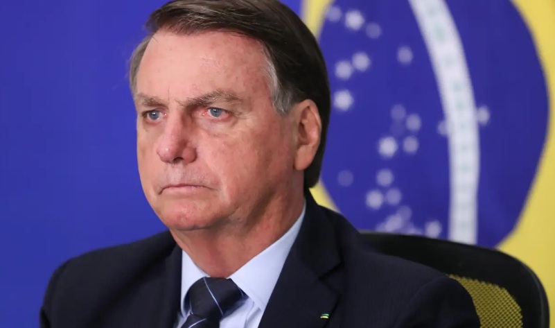 Bolsonaro depõe à PF por três horas sobre joias sauditas