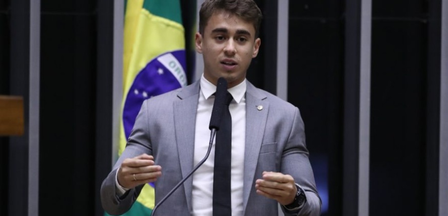 Nikolas Ferreira alerta PF sobre indícios de incentivo de assassinatos coletivos em escolas