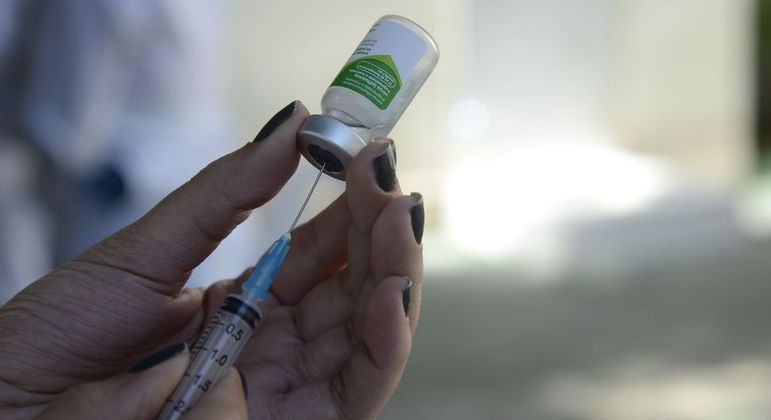 Vacina da gripe começa a ser aplicada hoje no SUS em todo o país; veja quem pode tomá-la