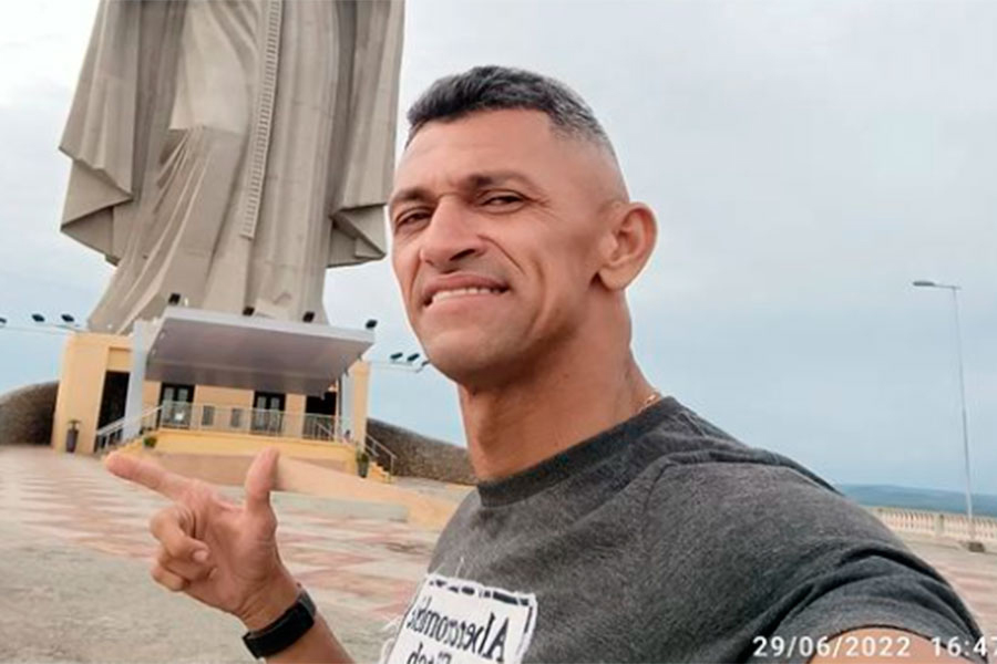 Lagartixa pede desculpas por ter apoiado Sargento Gonçalves e anuncia "novo" rompimento