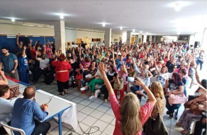 Greve dos professores do RN é suspensa após acordo com Governo do Estado