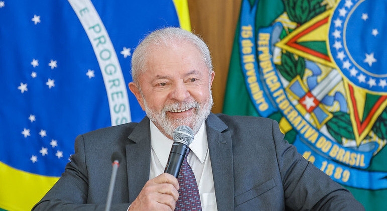 Governo Lula cria e retoma impostos visando arrecadar R$ 150 bi para viabilizar novas regras fiscais