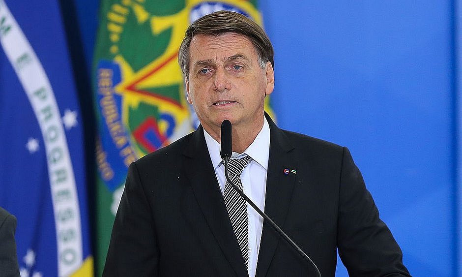 Moraes dá 10 dias para PF ouvir Bolsonaro sobre atos golpistas de janeiro