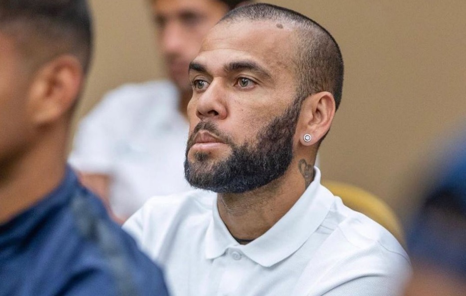 Daniel Alves admite relação sexual em investigação de estupro