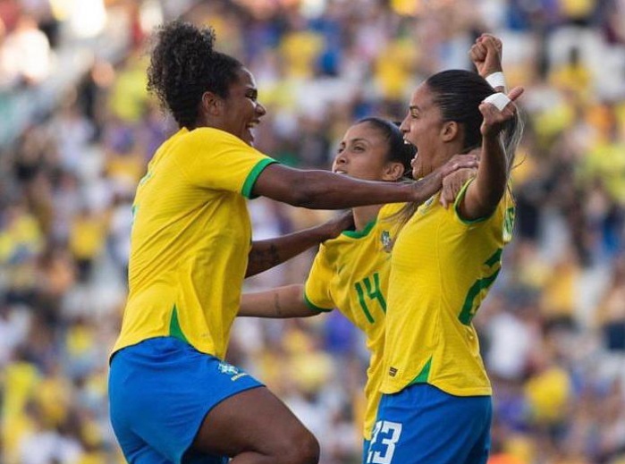 CBF oficializa candidatura do Brasil para sediar Copa do Mundo Feminina em 2027