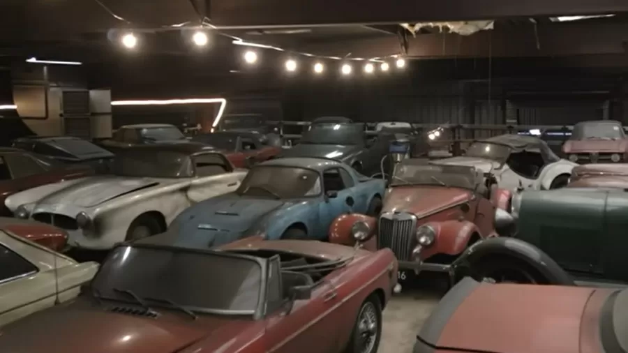 Garagem secreta com mais de 250 carrões é revelada após 40 anos