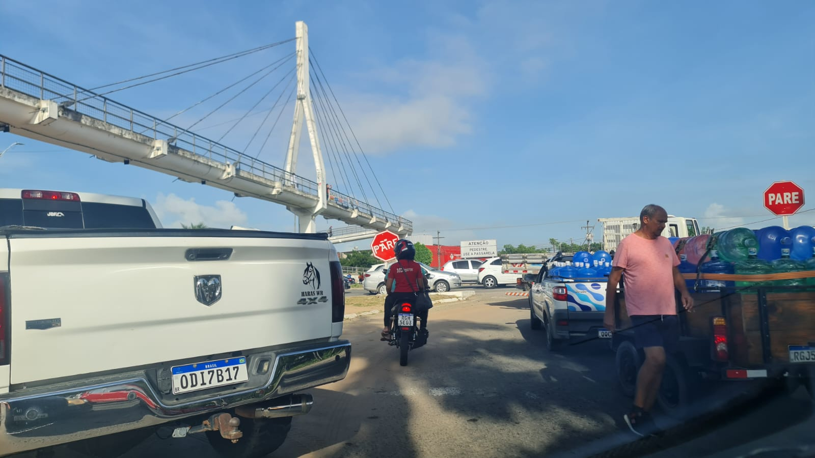 Homem morre atropelado por moto e BR-101 fica congestionada na Grande Natal