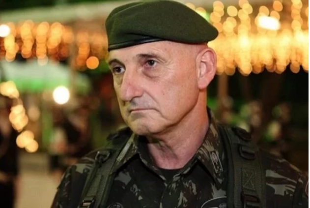 Moraes dá 48 horas para Polícia Federal ouvir o general Gonçalves Dias