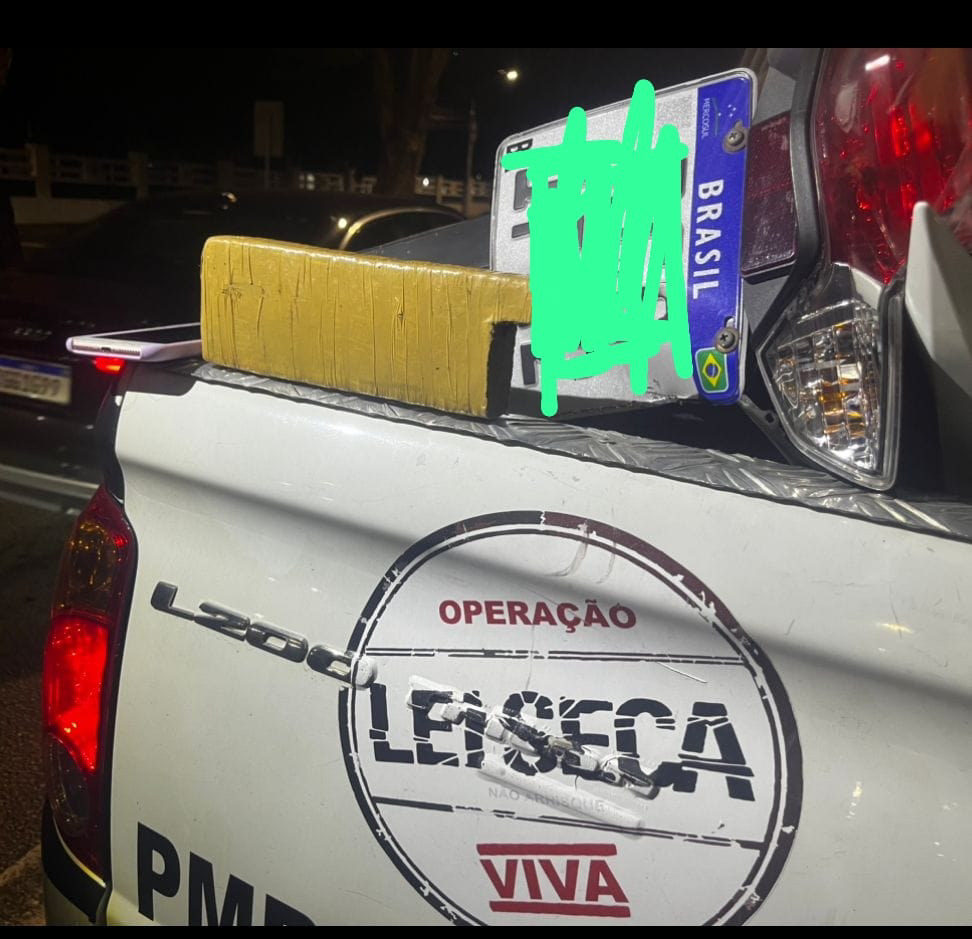 Homem é preso dirigindo com quase 1kg de maconha durante blitz em Natal