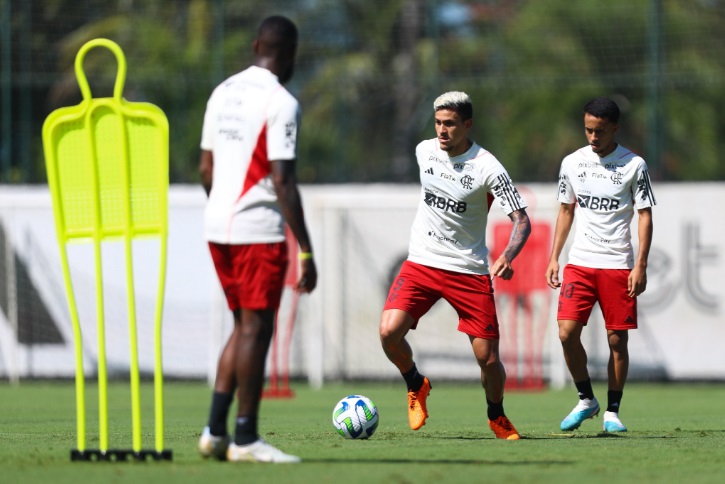 Flamengo x Internacional, Vasco x Palmeiras; confira os jogos de hoje e onde assistir