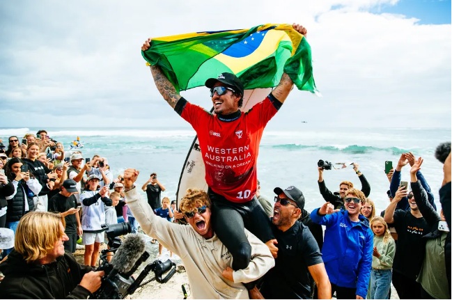 Gabriel Medina conquista título inédito na Austrália