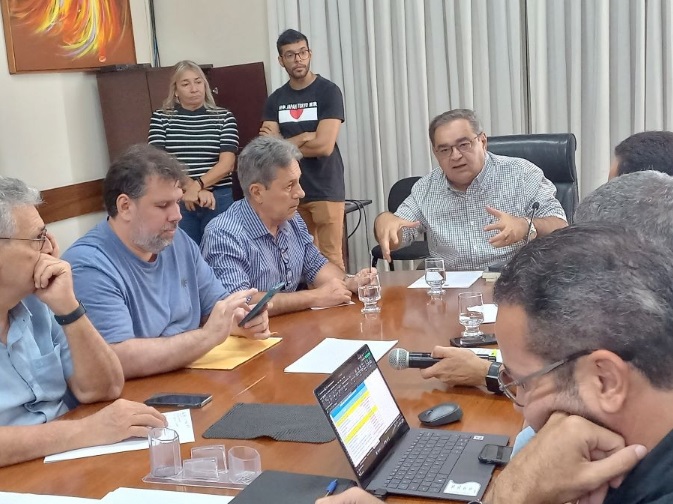 Prefeito de Natal reúne secretários e discute obras estruturantes para diagnóstico e ações integradas