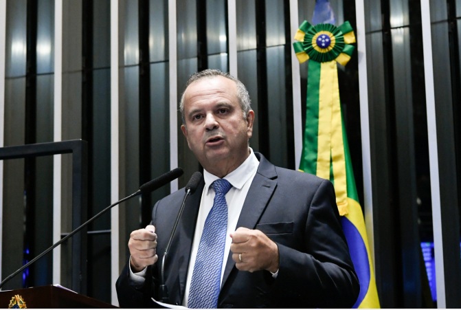 Clima no Congresso indica que PL das Fake News será derrotado, afirma Rogério Marinho