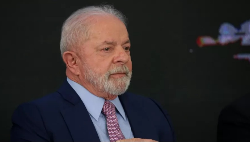 Lula foi autuado pela Receita ao voltar de reunião com Chávez