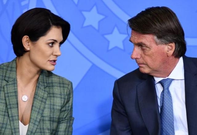 Polícia Federal apreende celulares de Bolsonaro e Michelle