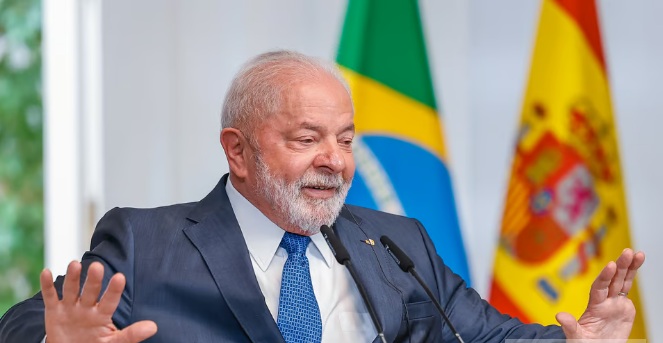 Câmara derrota governo e susta mudanças feitas por Lula no marco do saneamento