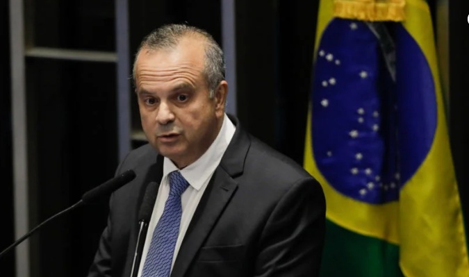 "Investigações devem respeitar a legislação", diz Marinho, sobre Operação na casa de Bolsonaro