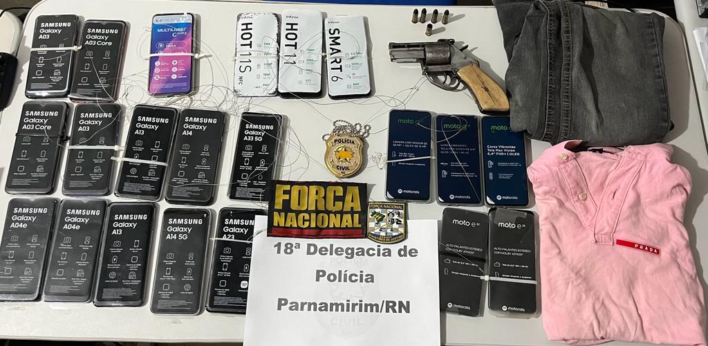 Força Nacional e PM recuperam 21 celulares roubados de loja em Parnamirim