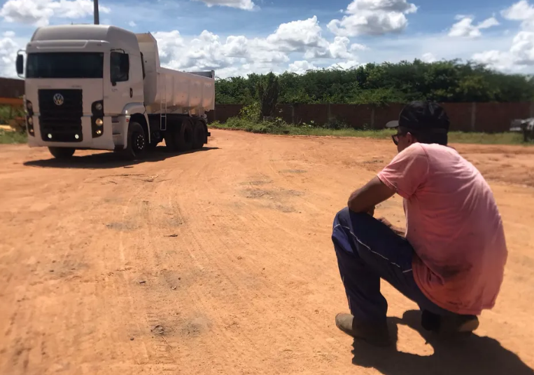 Motorista que teve caminhão incendiado durante ataques no RN arrecada R$ 196 mil em vaquinha e compra novo veículo