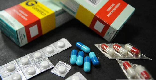 Preços dos medicamentos impulsionam inflação em abril