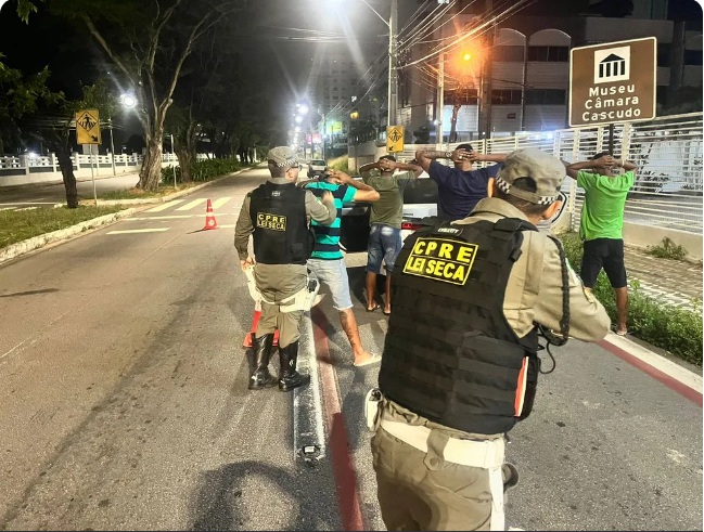 Operação Lei Seca prende seis motoristas por embriaguez ao volante na madrugada em Natal