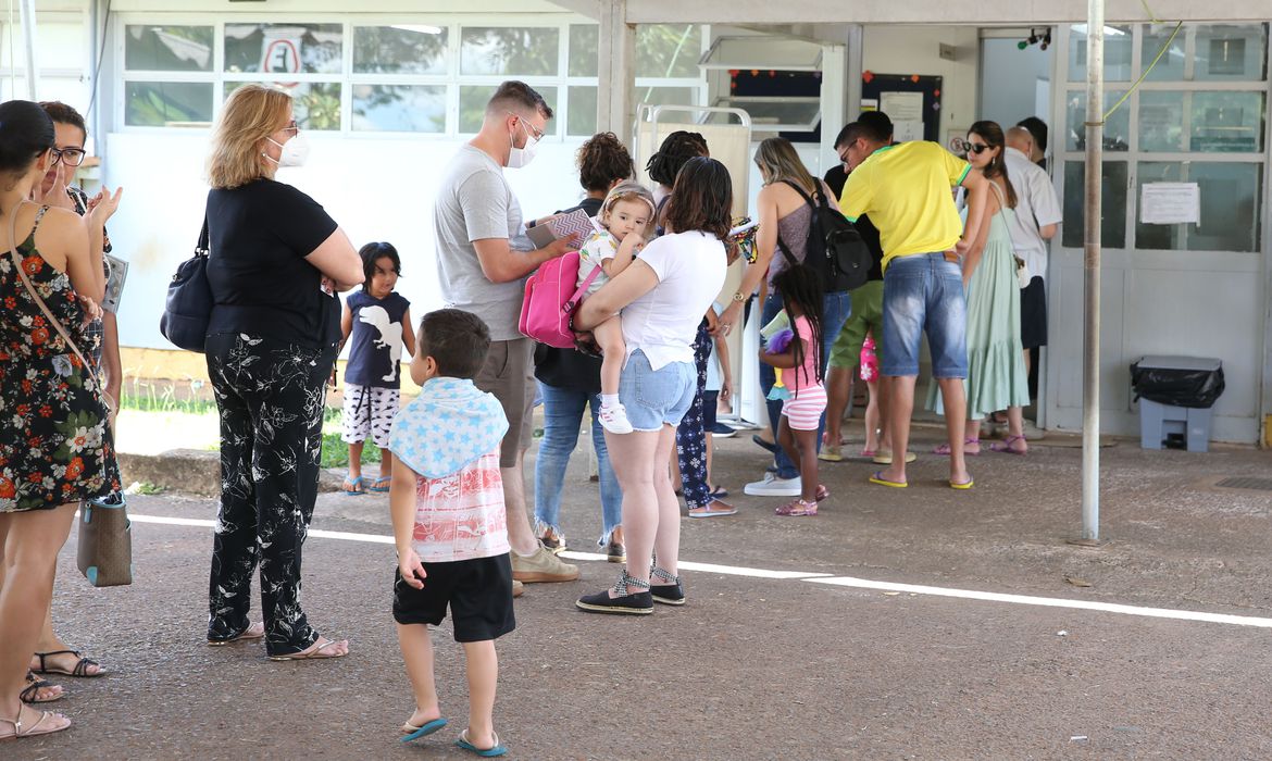 Gripe: todos com mais de 6 meses podem se vacinar a partir de hoje (15)
