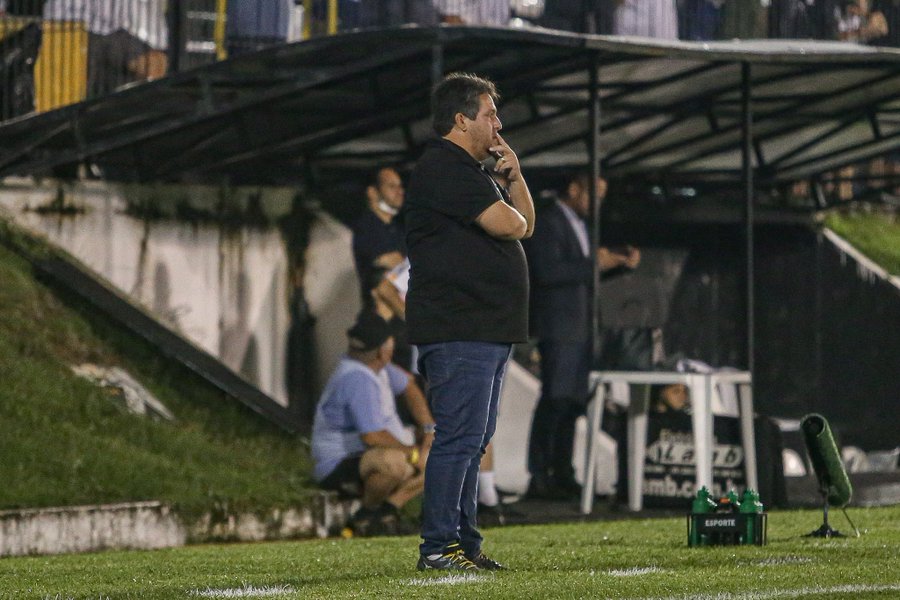 Recém-demitido do ABC, Marchiori é alvo de clube do Nordeste; confira