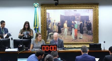 PEC da Anistia aprovada na Comissão de Constituição e Justiça (CCJ) da Câmara dos Deputados